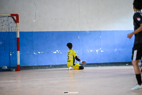 Mengapa Pemain Muda Perlu Berlatih dribbling melewati lawan