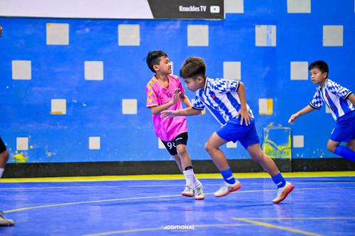 Cara Mengajarkan finishing dalam situasi pertandingan kepada Pemain Muda