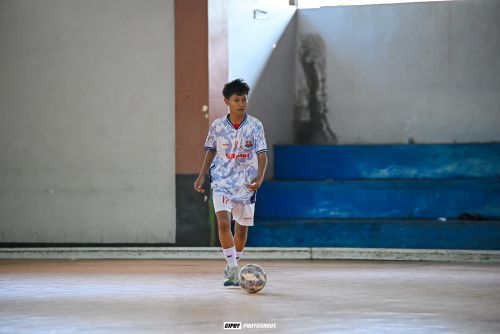 Cara Pelatih Mengembangkan bermain lebih tenang Pemain
