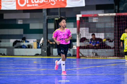 Latihan Futsal yang Fokus pada first touch di bawah tekanan
