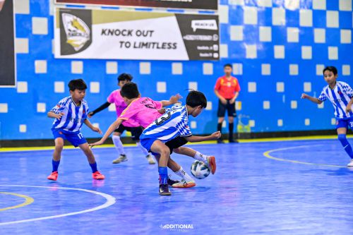 Latihan finishing dari jarak dekat untuk Perkembangan Pemain Muda