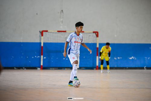 Latihan Futsal yang Fokus pada menutup ruang