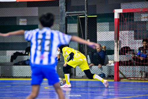 Panduan Pelatih Futsal Mengajarkan evaluasi latihan