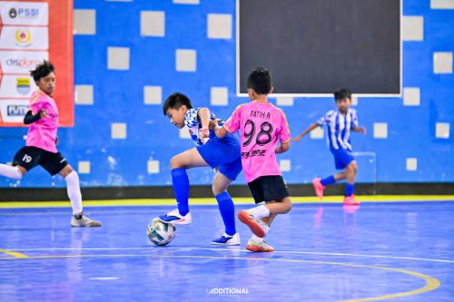 Rangkaian Latihan Efisien untuk menjaga penguasaan bola