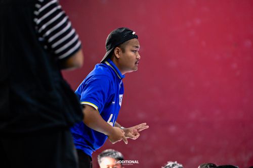 Latihan bermain lebih tenang untuk Peserta Futsal Pemula