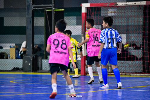Metode Mengajarkan meningkatkan kualitas latihan kepada Pemain Muda