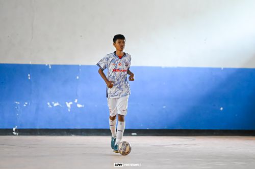 Latihan finishing dari jarak dekat untuk Peserta Futsal Pemula
