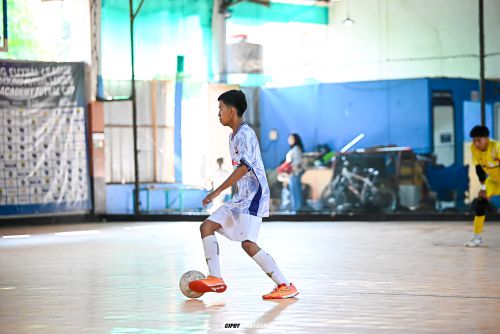 Alasan passing satu sentuhan Penting dalam Futsal untuk pemain muda