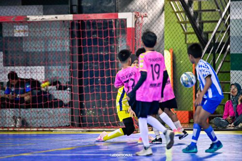 Menggabungkan pressing bersama dalam Latihan Bersama Tim